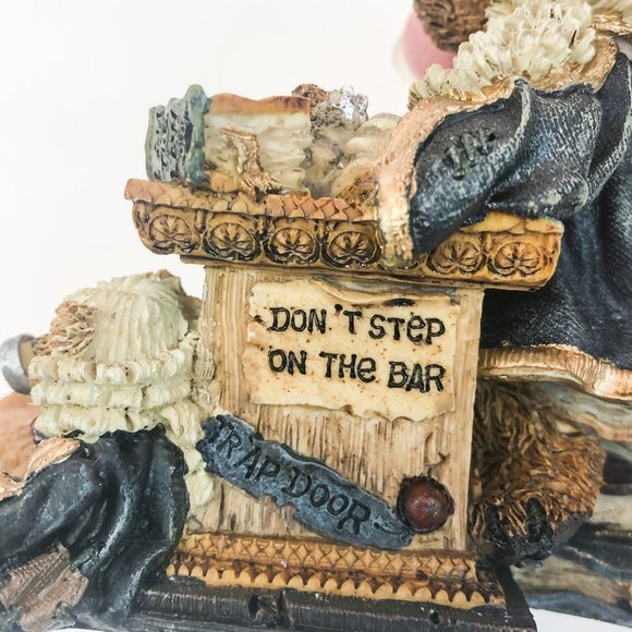 Boyds Bears and Friends 1997 "Judge Griz Hissonah” Figurine Vintage - Picture 7 of 10